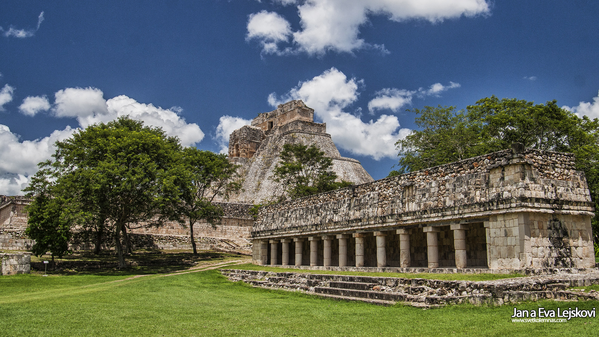 Tapeta na plochu, Mexiko - Mayské město Uxmal